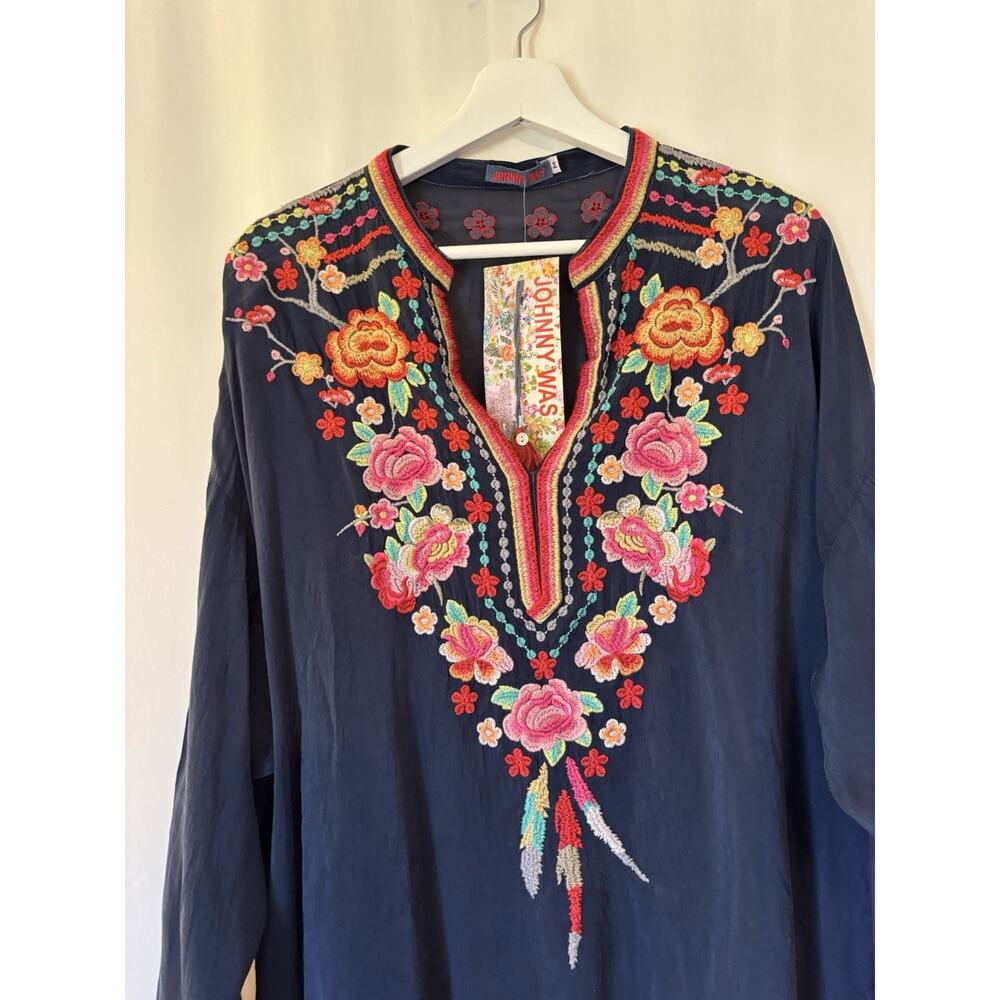 Johnny Was Tunic Blouse Top Medium Blue Vneck Flowy Relaxed Embroidered Long - Picture 3 of 15